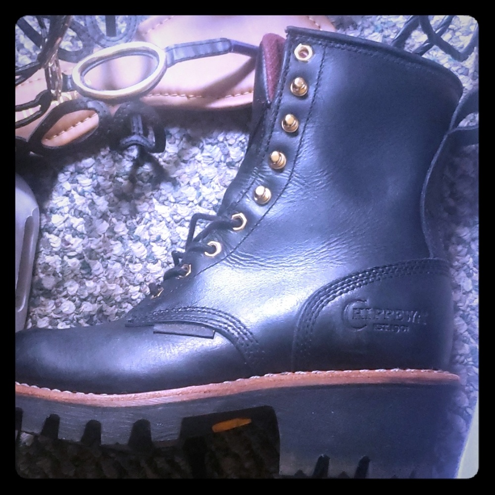 Chippewa logger boots